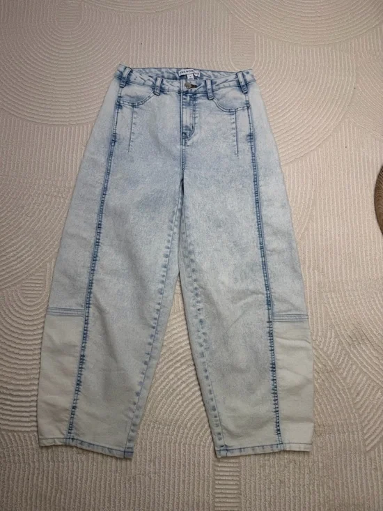Light Blue High-Waist Tapered Jeans - Picture 3 of 5